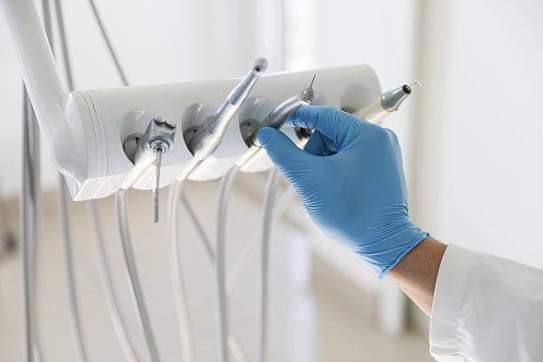 Professional Tooth Extraction technician working in Benbrook, TX